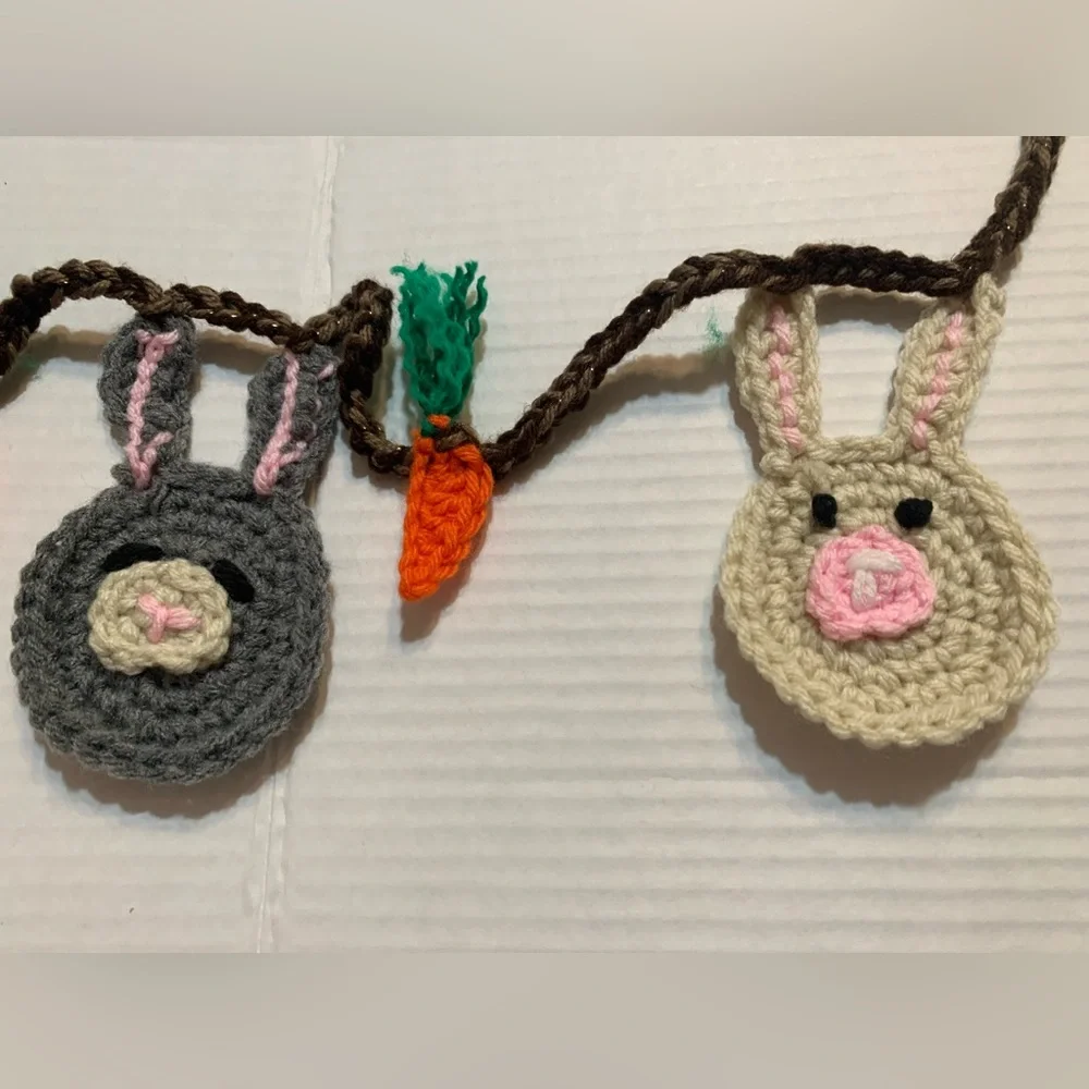 Bunny Rabbit Easter Garland New Five Little Bunnies Four Mini Carrots Handmade